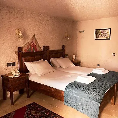 Otel Stone Age 5*